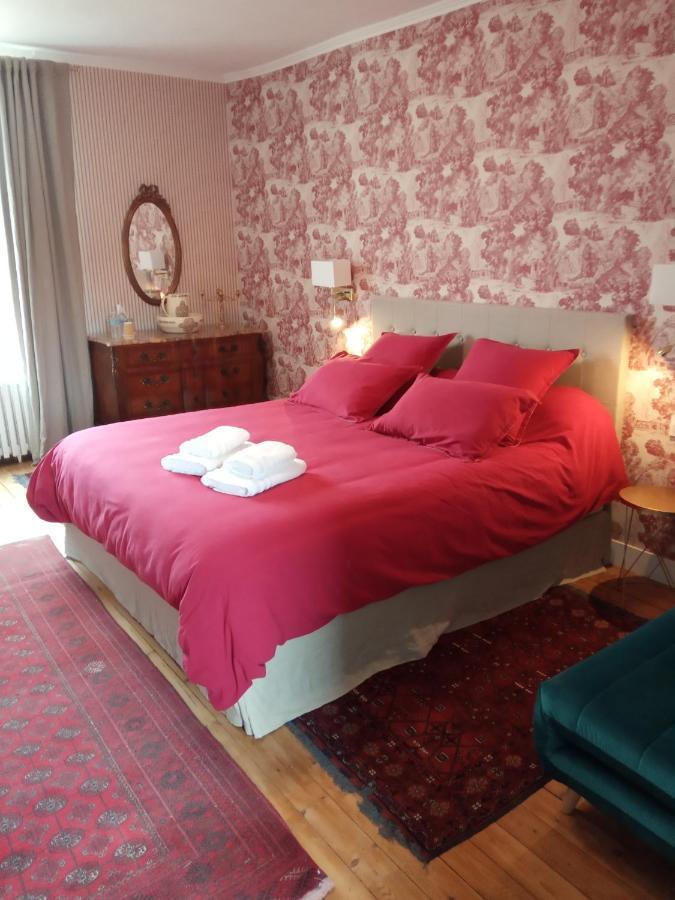 Les Mariesis Bed & Breakfast Osmanville Exterior photo